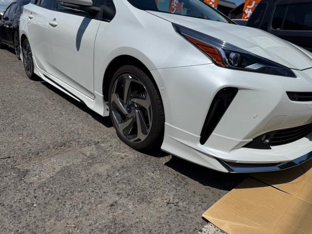 トヨタ　50プリウス 　モデリスタエアロ　バンパー　交換　ZVW51【岡山県岡山市　東区・中区・北区・赤磐市・瀬戸内市で持込でのタイヤ交換・ドライブレコーダー・ナビ等のパーツ取付・カスタムの事ならエヌアンドエスオートへお任せ】下さい！】