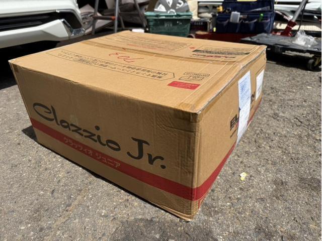 トヨタ　30プリウス　シートカバー取付　ZVW30【岡山県岡山市　東区・中区・北区・赤磐市・瀬戸内市で持込でのタイヤ交換・ドライブレコーダー・ナビ等のパーツ取付・カスタムの事ならエヌアンドエスオートへお任せ】下さい！】