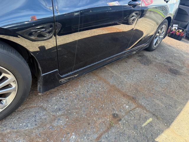 トヨタ　50プリウス 　フロントエアロ、左サイドステップ　交換【岡山県岡山市　東区・中区・北区・赤磐市・瀬戸内市で持込でのタイヤ交換・ドライブレコーダー・ナビ等のパーツ取付・カスタムの事ならエヌアンドエスオートへお任せ】下さい！】