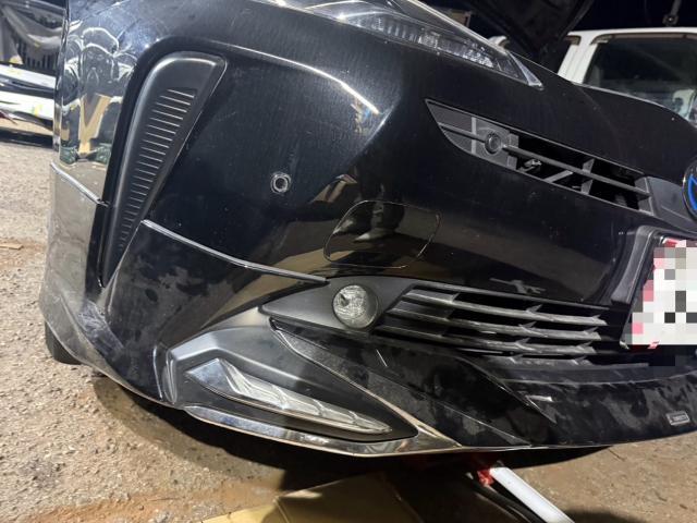 トヨタ　50プリウス 　フロントエアロ、左サイドステップ　交換【岡山県岡山市　東区・中区・北区・赤磐市・瀬戸内市で持込でのタイヤ交換・ドライブレコーダー・ナビ等のパーツ取付・カスタムの事ならエヌアンドエスオートへお任せ】下さい！】