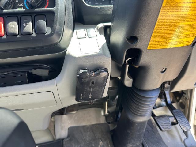 日野　デュトロ　ナビ、バックカメラ、ドラレコ　取付　ETC移設【岡山県岡山市　東区・中区・北区・赤磐市・瀬戸内市で持込でのタイヤ交換・ドライブレコーダー・ナビ等のパーツ取付・カスタムの事ならエヌアンドエスオートへお任せ下さい！】