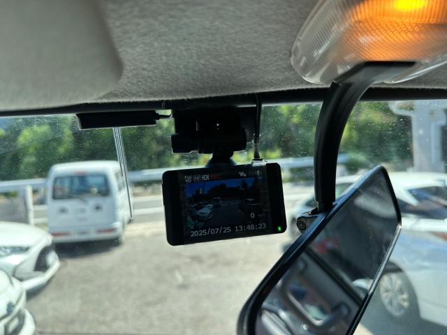 日野　デュトロ　ナビ、バックカメラ、ドラレコ　取付　ETC移設【岡山県岡山市　東区・中区・北区・赤磐市・瀬戸内市で持込でのタイヤ交換・ドライブレコーダー・ナビ等のパーツ取付・カスタムの事ならエヌアンドエスオートへお任せ下さい！】