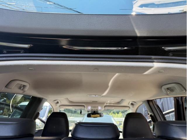 トヨタ　50プリウス　ルームクリーニング 天張り外し 掃除　ZVW51【岡山県岡山市　東区・中区・北区・赤磐市・瀬戸内市で持込でのタイヤ交換・ドライブレコーダー・ナビ等のパーツ取付・カスタムの事ならエヌアンドエスオートへお任せ】下さい！】