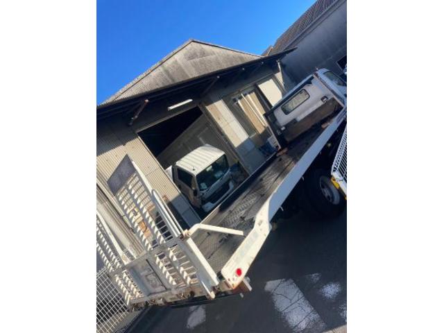 トヨタ　ダイナトラック　荷台　足回　塗装　点検、整備【岡山県岡山市　東区・中区・北区・赤磐市・瀬戸内市で持込でのタイヤ交換・ドライブレコーダー・ナビ等のパーツ取付・カスタムの事ならエヌアンドエスオートへお任せ】下さい！】