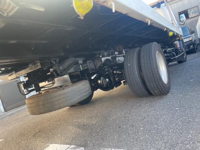 トヨタ　ダイナトラック　荷台　足回　塗装　点検、整備【岡山県岡山市　東区・中区・北区・赤磐市・瀬戸内市で持込でのタイヤ交換・ドライブレコーダー・ナビ等のパーツ取付・カスタムの事ならエヌアンドエスオートへお任せ】下さい！】