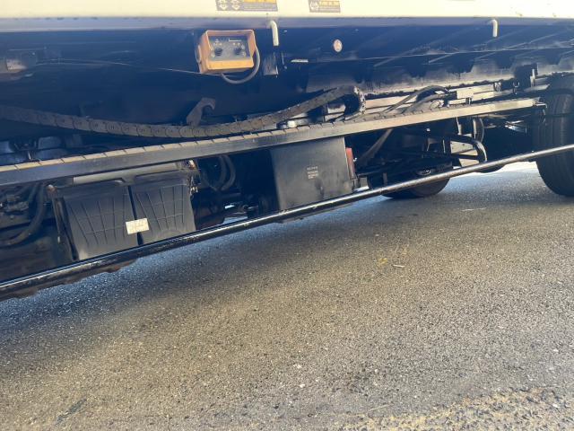 トヨタ　ダイナトラック　荷台　足回　塗装　点検、整備【岡山県岡山市　東区・中区・北区・赤磐市・瀬戸内市で持込でのタイヤ交換・ドライブレコーダー・ナビ等のパーツ取付・カスタムの事ならエヌアンドエスオートへお任せ】下さい！】