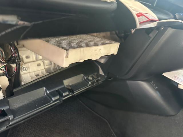 トヨタ　50プリウス　納車前点検　ZVW51【岡山県岡山市　東区・中区・北区・赤磐市・瀬戸内市で持込でのタイヤ交換・ドライブレコーダー・ナビ等のパーツ取付・カスタムの事ならエヌアンドエスオートへお任せ】下さい！】