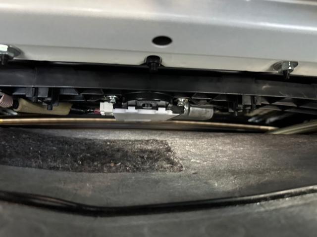 トヨタ　30プリウス　新品サンルーフモーター交換　ZVW30【岡山県岡山市　東区・中区・北区・赤磐市・瀬戸内市で持込でのタイヤ交換・ドライブレコーダー・ナビ等のパーツ取付・カスタムの事ならエヌアンドエスオートへお任せ】下さい！】