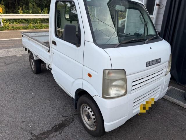 スズキ　キャリイトラック　タイヤ交換　DA63T【岡山県岡山市　東区・中区・北区・赤磐市・瀬戸内市で持込でのタイヤ交換・ドライブレコーダー・ナビ等のパーツ取付・カスタムの事ならエヌアンドエスオートへお任せ】下さい！】