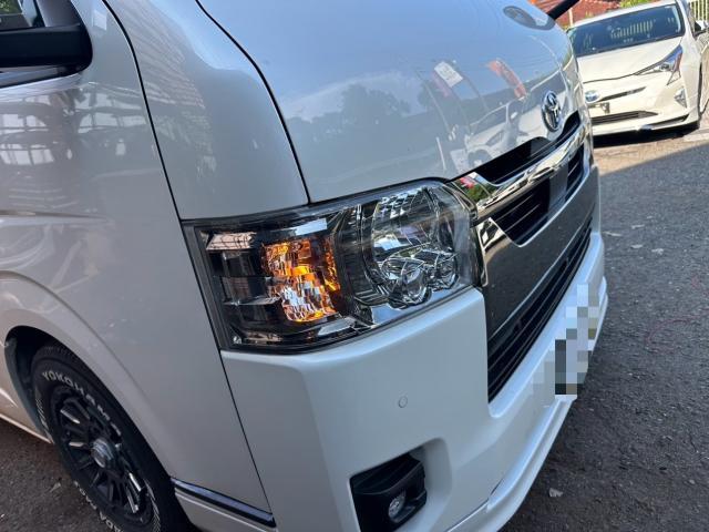 トヨタ　ハイエースバン　LEDウィンカーT20取付　GDH201V【岡山県岡山市　東区・中区・北区・赤磐市・瀬戸内市で持込でのタイヤ交換・ドライブレコーダー・ナビ等のパーツ取付・カスタムの事ならエヌアンドエスオートへお任せ】下さい！】