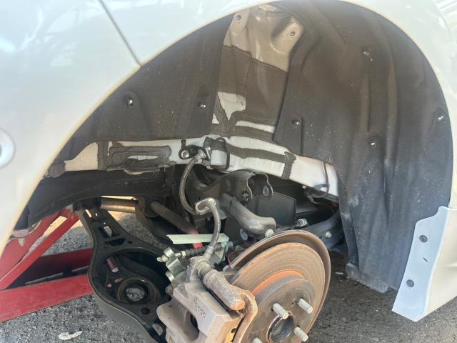 トヨタ　50プリウス 　TEIN車高調取り付け　ZVW51【岡山県岡山市　東区・中区・北区・赤磐市・瀬戸内市で持込でのタイヤ交換・ドライブレコーダー・ナビ等のパーツ取付・カスタムの事ならエヌアンドエスオートへお任せ】下さい！】