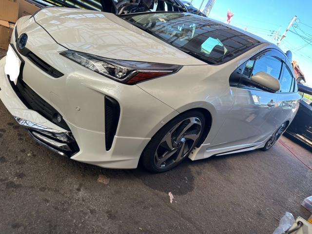 トヨタ　50プリウス 　TEIN車高調取り付け　ZVW51【岡山県岡山市　東区・中区・北区・赤磐市・瀬戸内市で持込でのタイヤ交換・ドライブレコーダー・ナビ等のパーツ取付・カスタムの事ならエヌアンドエスオートへお任せ】下さい！】