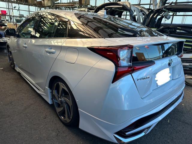 トヨタ　50プリウス 　TEIN車高調取り付け　ZVW51【岡山県岡山市　東区・中区・北区・赤磐市・瀬戸内市で持込でのタイヤ交換・ドライブレコーダー・ナビ等のパーツ取付・カスタムの事ならエヌアンドエスオートへお任せ】下さい！】