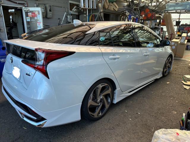 トヨタ　50プリウス 　TEIN車高調取り付け　ZVW51【岡山県岡山市　東区・中区・北区・赤磐市・瀬戸内市で持込でのタイヤ交換・ドライブレコーダー・ナビ等のパーツ取付・カスタムの事ならエヌアンドエスオートへお任せ】下さい！】