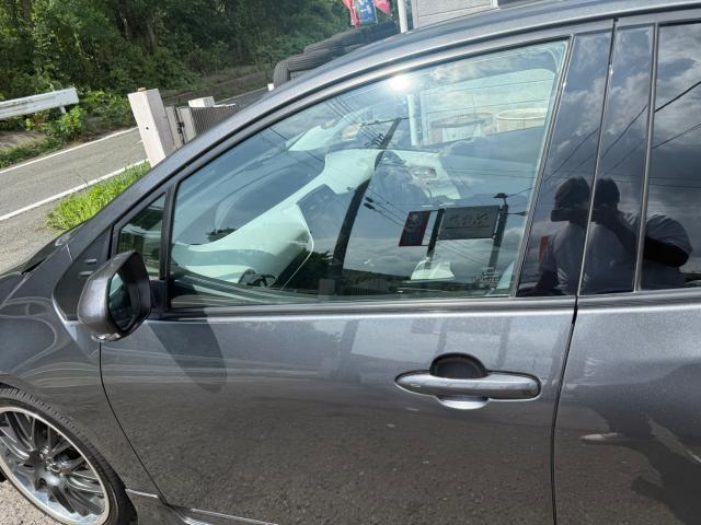 トヨタ　50プリウス 　デントリペア　ZVW51【岡山県岡山市　東区・中区・北区・赤磐市・瀬戸内市で持込でのタイヤ交換・ドライブレコーダー・ナビ等のパーツ取付・カスタムの事ならエヌアンドエスオートへお任せ】下さい！】