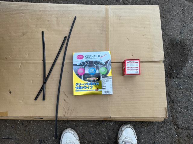 トヨタ　50プリウス　納車前点検　ZVW51【岡山県岡山市　東区・中区・北区・赤磐市・瀬戸内市で持込でのタイヤ交換・ドライブレコーダー・ナビ等のパーツ取付・カスタムの事ならエヌアンドエスオートへお任せ】下さい！】