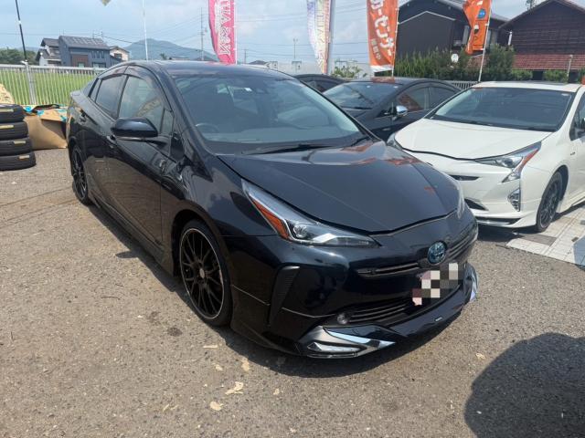 トヨタ　50プリウス　レアマイスター19inホイール　交換　ZVW51【岡山県岡山市　東区・中区・北区・赤磐市・瀬戸内市で持込でのタイヤ交換・ドライブレコーダー・ナビ等のパーツ取付・カスタムの事ならエヌアンドエスオートへお任せ】下さい！】