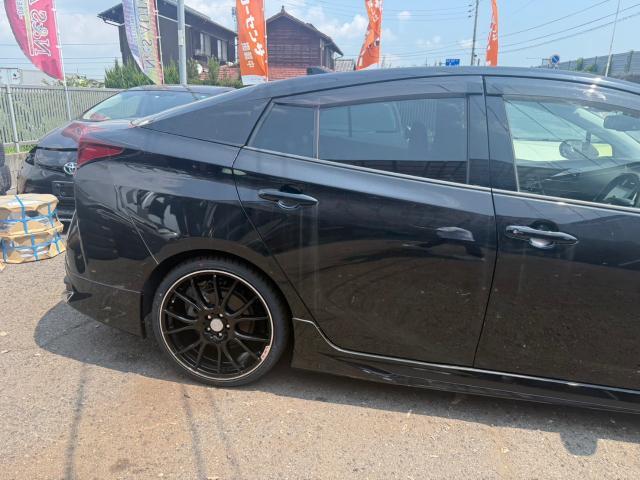 トヨタ　50プリウス　レアマイスター19inホイール　交換　ZVW51【岡山県岡山市　東区・中区・北区・赤磐市・瀬戸内市で持込でのタイヤ交換・ドライブレコーダー・ナビ等のパーツ取付・カスタムの事ならエヌアンドエスオートへお任せ】下さい！】