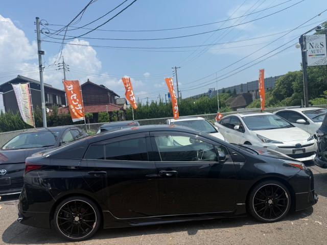 トヨタ　50プリウス　レアマイスター19inホイール　交換　ZVW51【岡山県岡山市　東区・中区・北区・赤磐市・瀬戸内市で持込でのタイヤ交換・ドライブレコーダー・ナビ等のパーツ取付・カスタムの事ならエヌアンドエスオートへお任せ】下さい！】