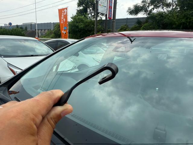 トヨタ　50プリウス　納車前点検　ZVW51【岡山県岡山市　東区・中区・北区・赤磐市・瀬戸内市で持込でのタイヤ交換・ドライブレコーダー・ナビ等のパーツ取付・カスタムの事ならエヌアンドエスオートへお任せ】下さい！】