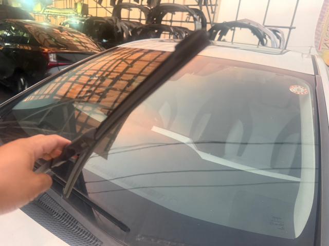 トヨタ　50プリウス　納車前点検　ZVW51【岡山県岡山市　東区・中区・北区・赤磐市・瀬戸内市で持込でのタイヤ交換・ドライブレコーダー・ナビ等のパーツ取付・カスタムの事ならエヌアンドエスオートへお任せ】下さい！】