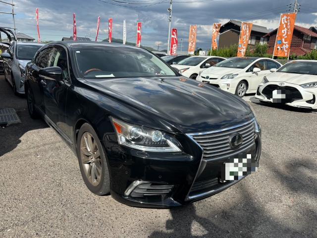 レクサス LS レッカー搬送 バッテリー交換 USF40【岡山県岡山市 東区・中区・北区・赤磐市・瀬戸内市で持込でのタイヤ交換・ドライブレコーダー・ナビ等のパーツ取付・カスタムの事ならエヌアンドエスオートへお任せ】下さい!】