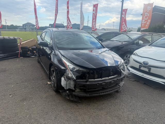 トヨタ 50プリウス フロントバンパーサポート 交換 ZVW51【岡山県岡山市 東区・中区・北区・赤磐市・瀬戸内市で持込でのタイヤ交換・ドライブレコーダー・ナビ等のパーツ取付・カスタムの事ならエヌアンドエスオートへお任せ】下さい!】