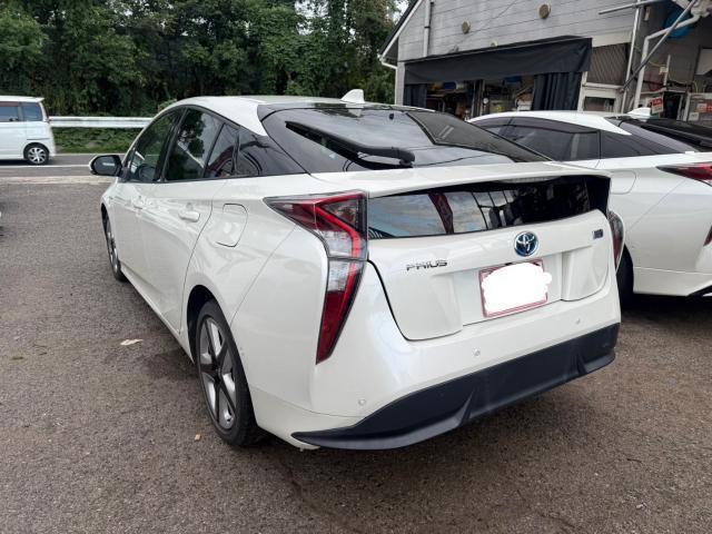 トヨタ 50プリウス TRDフルエアロ 取付 ZVW51【岡山県岡山市 東区・中区・北区・赤磐市・瀬戸内市で持込でのタイヤ交換・ドライブレコーダー・ナビ等のパーツ取付・カスタムの事ならエヌアンドエスオートへお任せ】下さい!】