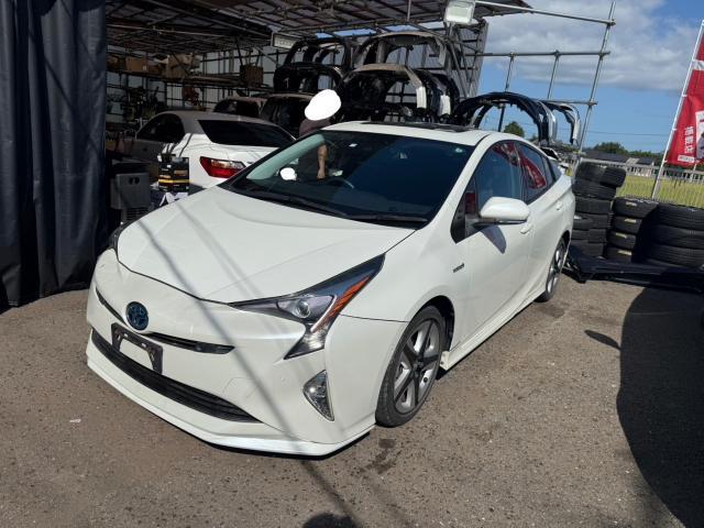 トヨタ 50プリウス TRDフルエアロ 取付 ZVW51【岡山県岡山市 東区・中区・北区・赤磐市・瀬戸内市で持込でのタイヤ交換・ドライブレコーダー・ナビ等のパーツ取付・カスタムの事ならエヌアンドエスオートへお任せ】下さい!】