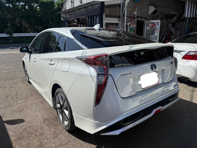 トヨタ 50プリウス TRDフルエアロ 取付 ZVW51【岡山県岡山市 東区・中区・北区・赤磐市・瀬戸内市で持込でのタイヤ交換・ドライブレコーダー・ナビ等のパーツ取付・カスタムの事ならエヌアンドエスオートへお任せ】下さい!】