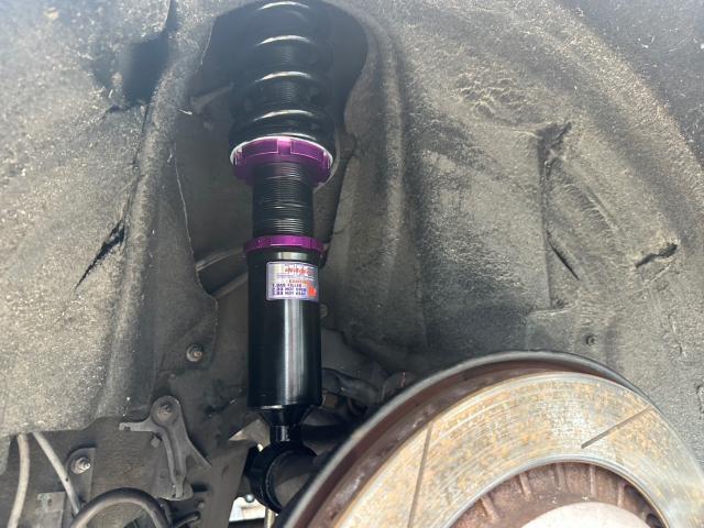 レクサス　ＬＳ　新品車高調　タイヤ 交換　ワイドトレッドスペーサー取付【岡山県岡山市　東区・中区・北区・赤磐市・瀬戸内市で持込でのタイヤ交換・ドライブレコーダー・ナビ等のパーツ取付・カスタムの事ならエヌアンドエスオートへお任せ】下さい！】