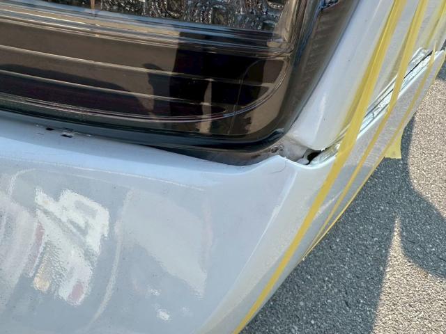 トヨタ　30プリウス 　社外リアバンパー ズレ、修理　鈑金塗装【岡山県岡山市　東区・中区・北区・赤磐市・瀬戸内市で持込でのタイヤ交換・ドライブレコーダー・ナビ等のパーツ取付・カスタムの事ならエヌアンドエスオートへお任せ】下さい！】