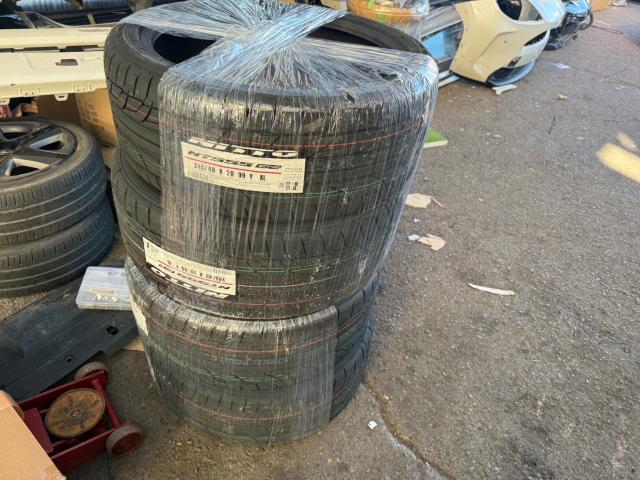 日産　エルグランド　新品タイヤ４本　交換　TE52【岡山県岡山市　東区・中区・北区・赤磐市・瀬戸内市で持込でのタイヤ交換・ドライブレコーダー・ナビ等のパーツ取付・カスタムの事ならエヌアンドエスオートへお任せ】下さい！】