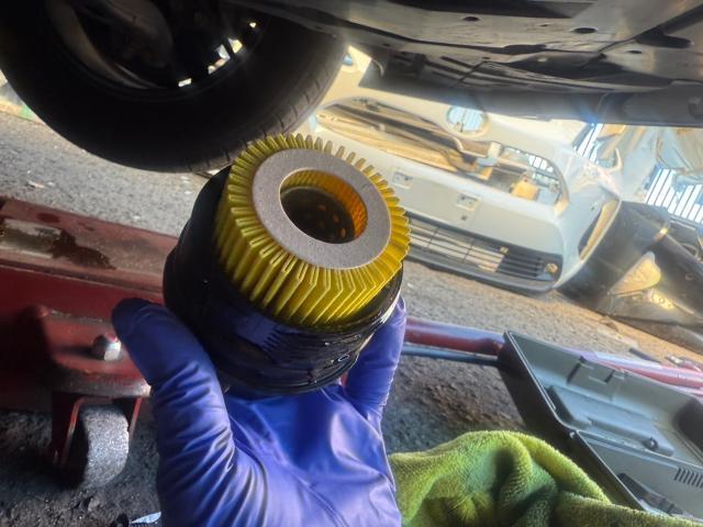 トヨタ　50プリウス　納車前点検　ZVW55【岡山県岡山市　東区・中区・北区・赤磐市・瀬戸内市で持込でのタイヤ交換・ドライブレコーダー・ナビ等のパーツ取付・カスタムの事ならエヌアンドエスオートへお任せ】下さい！】