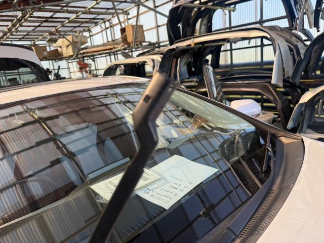 トヨタ　50プリウス　納車前点検　ZVW55【岡山県岡山市　東区・中区・北区・赤磐市・瀬戸内市で持込でのタイヤ交換・ドライブレコーダー・ナビ等のパーツ取付・カスタムの事ならエヌアンドエスオートへお任せ】下さい！】