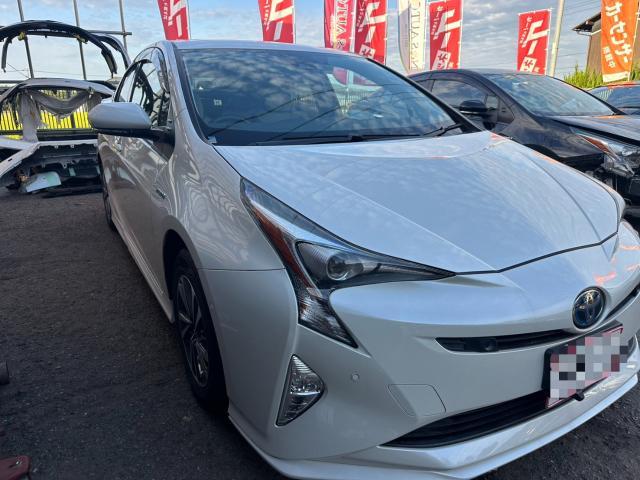 トヨタ　50プリウス 　TRDエアロ取外し　モデリスタエアロ取付【岡山県岡山市　東区・中区・北区・赤磐市・瀬戸内市で持込でのタイヤ交換・ドライブレコーダー・ナビ等のパーツ取付・カスタムの事ならエヌアンドエスオートへお任せ】下さい！】