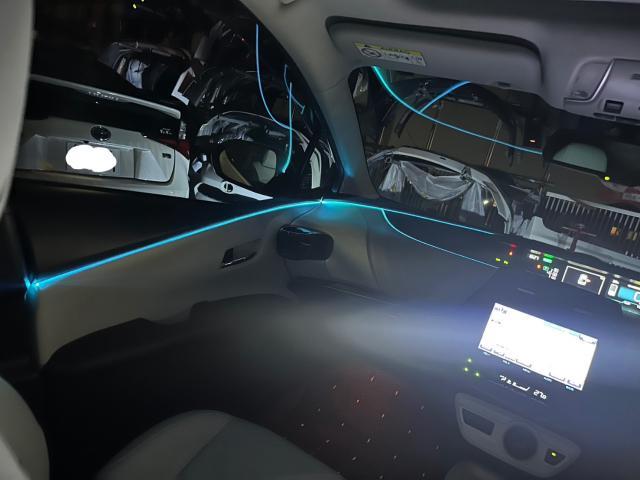 トヨタ　50プリウス　アンビエントライト　HDMI＆USB入力端子　取付【岡山県岡山市　東区・中区・北区・赤磐市・瀬戸内市で持込でのタイヤ交換・ドライブレコーダー・ナビ等のパーツ取付・カスタムの事ならエヌアンドエスオートへお任せ】下さい！】