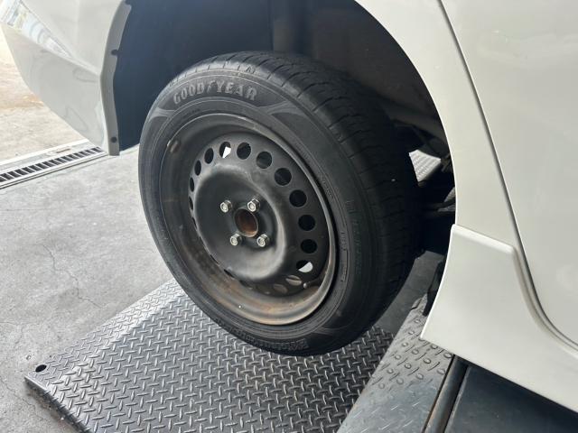 ホンダ　シャトル　タイヤ交換　GP7【岡山県岡山市　東区・中区・北区・赤磐市・瀬戸内市で持込でのタイヤ交換・ドライブレコーダー・ナビ等のパーツ取付・カスタムの事ならエヌアンドエスオートへお任せ】下さい！】