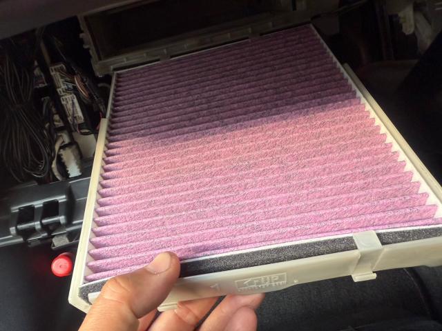 トヨタ　50プリウス　納車前点検　ZVW51【岡山県岡山市　東区・中区・北区・赤磐市・瀬戸内市で持込でのタイヤ交換・ドライブレコーダー・ナビ等のパーツ取付・カスタムの事ならエヌアンドエスオートへお任せ】下さい！】