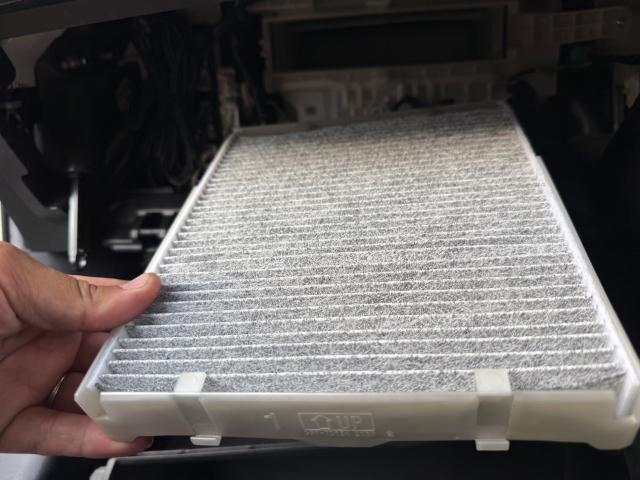 トヨタ　50プリウス　納車前点検　ZVW51【岡山県岡山市　東区・中区・北区・赤磐市・瀬戸内市で持込でのタイヤ交換・ドライブレコーダー・ナビ等のパーツ取付・カスタムの事ならエヌアンドエスオートへお任せ】下さい！】