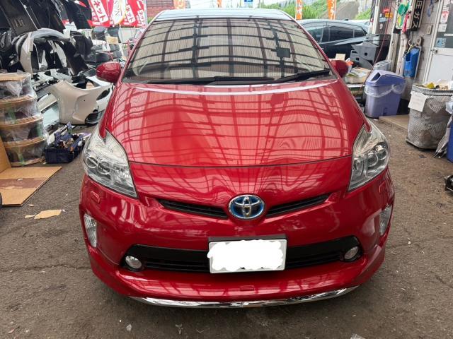 トヨタ　30プリウス　フルエアロ　ガナドールマフラー　取付　ZVW30【岡山県岡山市　東区・中区・北区・赤磐市・瀬戸内市で持込でのタイヤ交換・ドライブレコーダー・ナビ等のパーツ取付・カスタムの事ならエヌアンドエスオートへお任せ】下さい！】