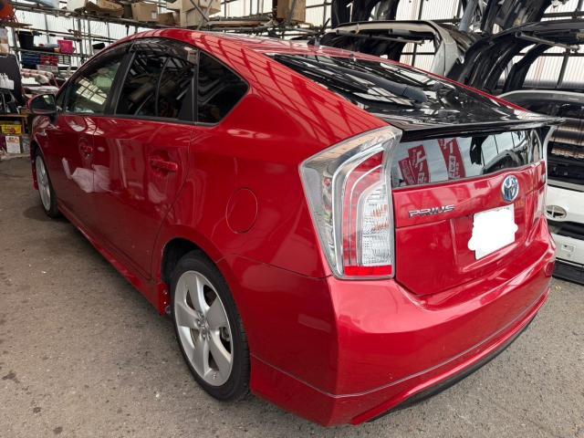 トヨタ　30プリウス　フルエアロ　ガナドールマフラー　取付　ZVW30【岡山県岡山市　東区・中区・北区・赤磐市・瀬戸内市で持込でのタイヤ交換・ドライブレコーダー・ナビ等のパーツ取付・カスタムの事ならエヌアンドエスオートへお任せ】下さい！】