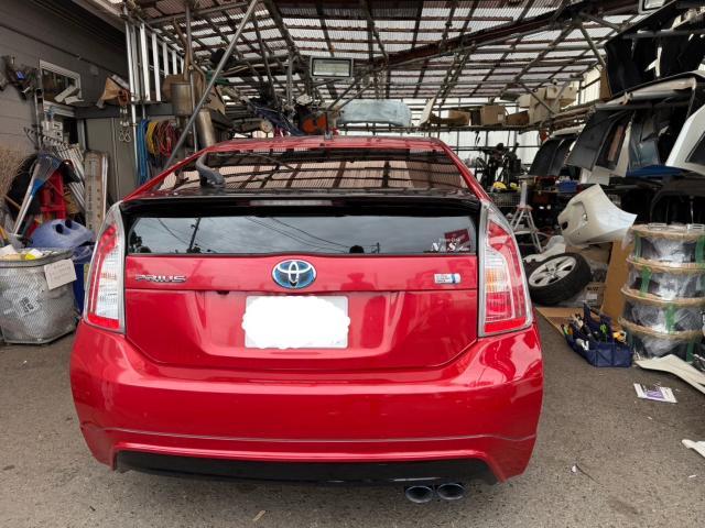 トヨタ　30プリウス　フルエアロ　ガナドールマフラー　取付　ZVW30【岡山県岡山市　東区・中区・北区・赤磐市・瀬戸内市で持込でのタイヤ交換・ドライブレコーダー・ナビ等のパーツ取付・カスタムの事ならエヌアンドエスオートへお任せ】下さい！】