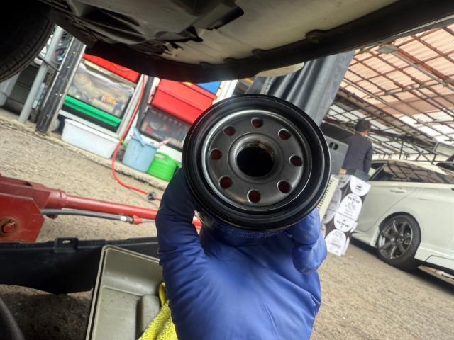 トヨタ　アクア　オイル、エレメント、エアコンフィルター　交換【岡山県岡山市　東区・中区・北区・赤磐市・瀬戸内市で持込でのタイヤ交換・ドライブレコーダー・ナビ等のパーツ取付・カスタムの事ならエヌアンドエスオートへお任せ】下さい！】