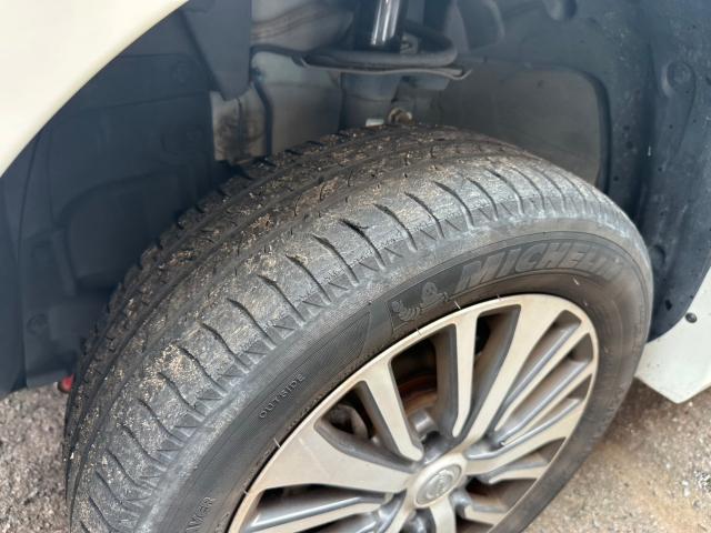 日産　セレナ　ホイール・タイヤ4本 交換　HFC26【岡山県岡山市　東区・中区・北区・赤磐市・瀬戸内市で持込でのタイヤ交換・ドライブレコーダー・ナビ等のパーツ取付・カスタムの事ならエヌアンドエスオートへお任せ】下さい！】