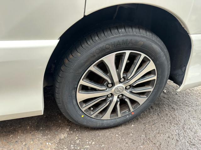 日産　セレナ　ホイール・タイヤ4本 交換　HFC26【岡山県岡山市　東区・中区・北区・赤磐市・瀬戸内市で持込でのタイヤ交換・ドライブレコーダー・ナビ等のパーツ取付・カスタムの事ならエヌアンドエスオートへお任せ】下さい！】