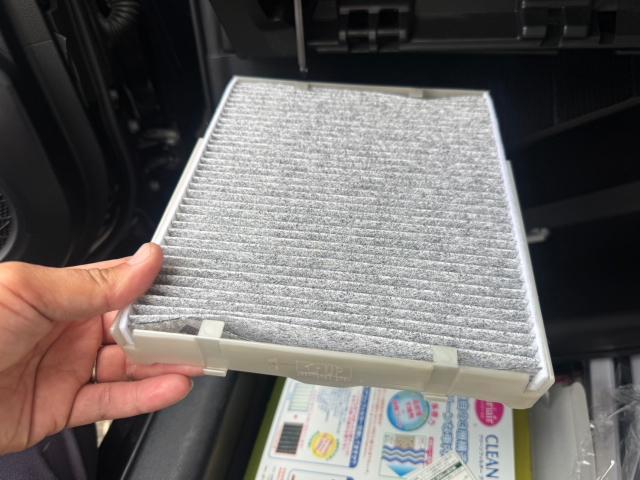 トヨタ　50プリウス　納車前点検　ZVW51【岡山県岡山市　東区・中区・北区・赤磐市・瀬戸内市で持込でのタイヤ交換・ドライブレコーダー・ナビ等のパーツ取付・カスタムの事ならエヌアンドエスオートへお任せ】下さい！】