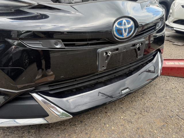 トヨタ　50プリウス　AIR字光式ナンバー灯　取付　ZVW51【岡山県岡山市　東区・中区・北区・赤磐市・瀬戸内市で持込でのタイヤ交換・ドライブレコーダー・ナビ等のパーツ取付・カスタムの事ならエヌアンドエスオートへお任せ】下さい！】