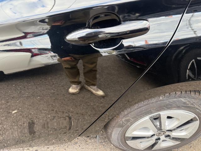 トヨタ　50プリウス　左クォーター　左後ドア　鈑金修理　ZVW51【岡山県岡山市　東区・中区・北区・赤磐市・瀬戸内市で持込でのタイヤ交換・ドライブレコーダー・ナビ等のパーツ取付・カスタムの事ならエヌアンドエスオートへお任せ】下さい！】