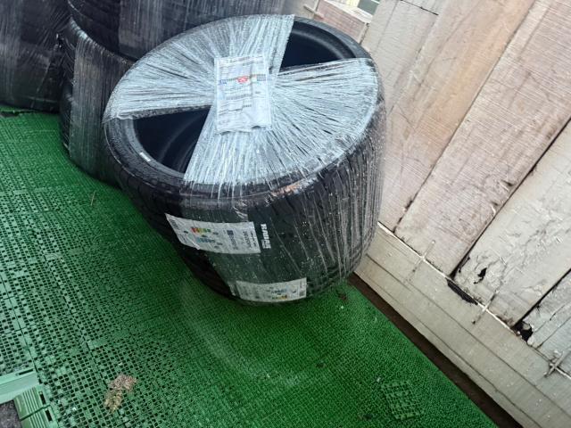 トヨタ　50プリウス 　タイヤ　4本　交換　ZVW51【岡山県岡山市　東区・中区・北区・赤磐市・瀬戸内市で持込でのタイヤ交換・ドライブレコーダー・ナビ等のパーツ取付・カスタムの事ならエヌアンドエスオートへお任せ】下さい！】